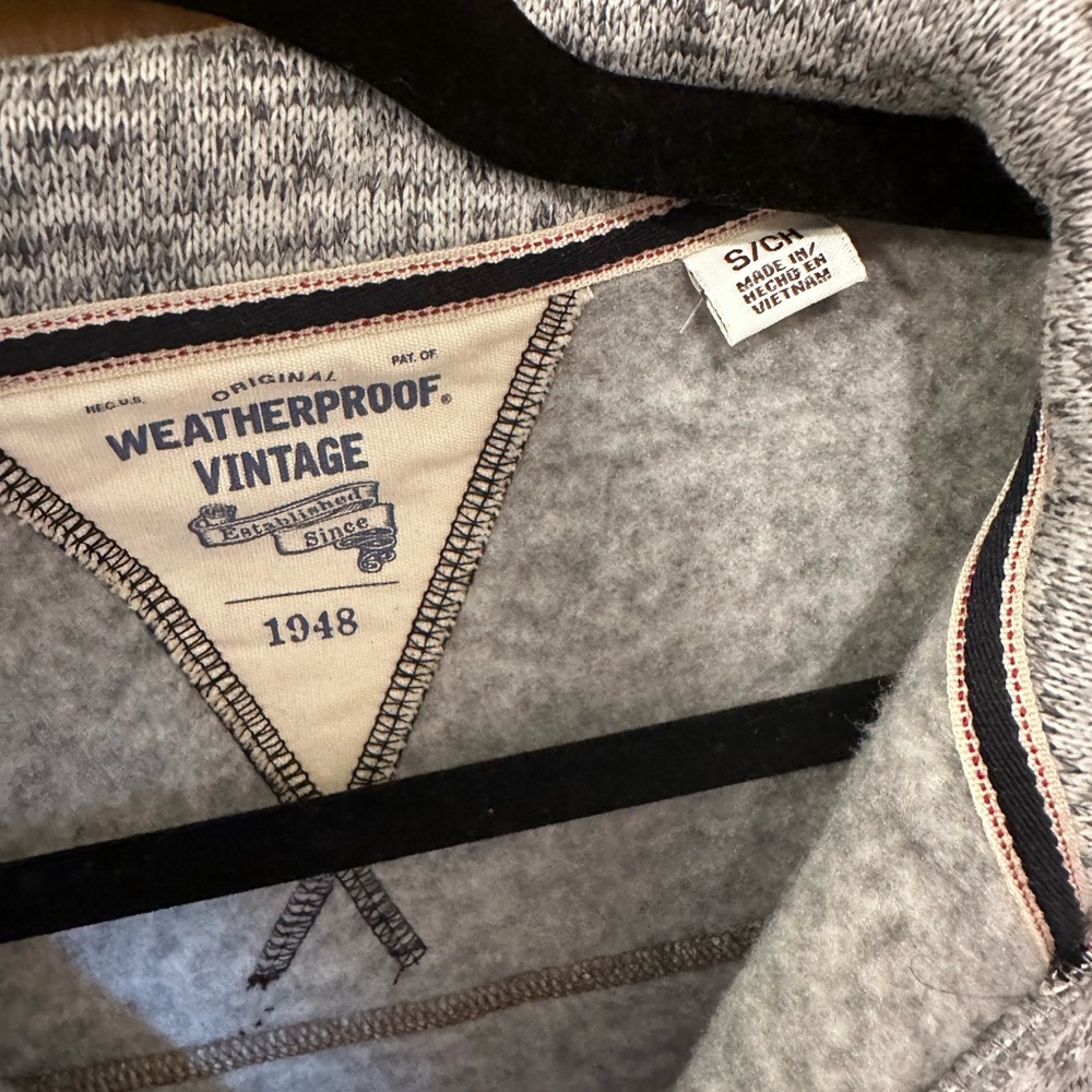 VINTAGE Weatherproof Sweater